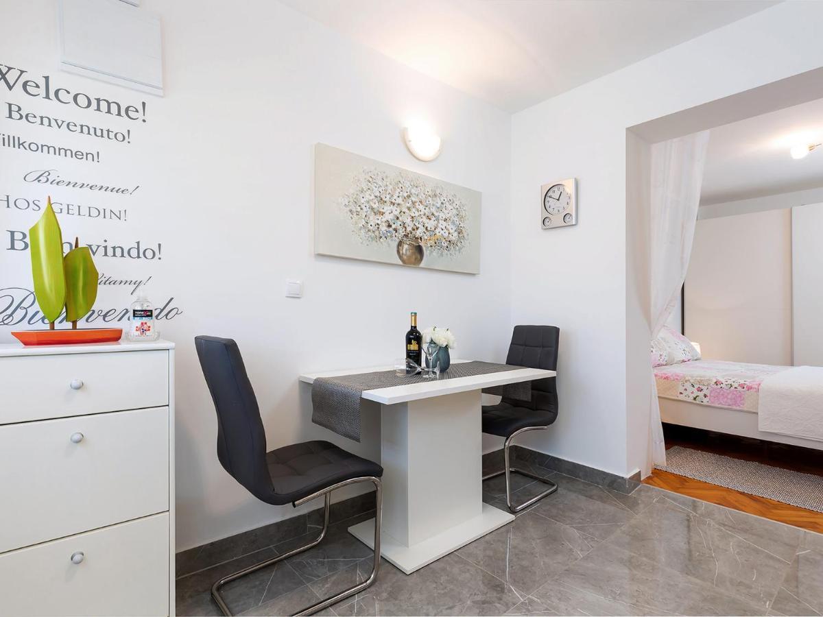 Apartment Manuel Πόρετς Εξωτερικό φωτογραφία