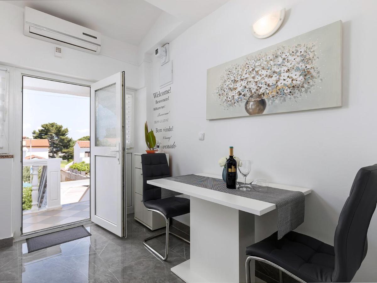 Apartment Manuel Πόρετς Εξωτερικό φωτογραφία